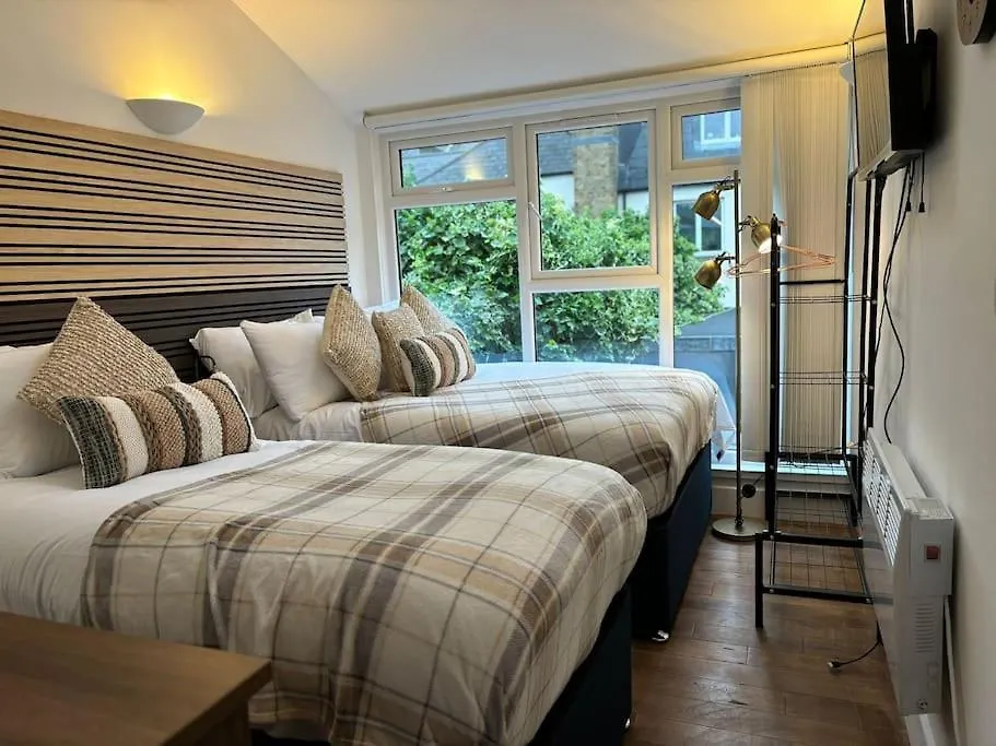 Villa The Urban Retreat 4Bdr Sleep 14 Londra