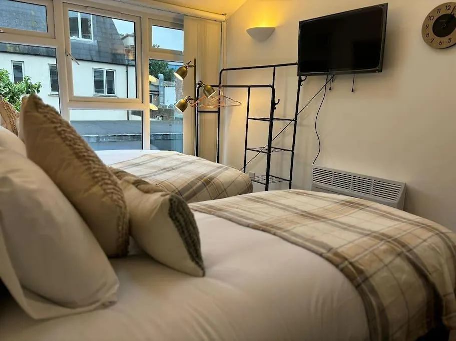 Holiday home The Urban Retreat 4Bdr Sleep 14 Villa London